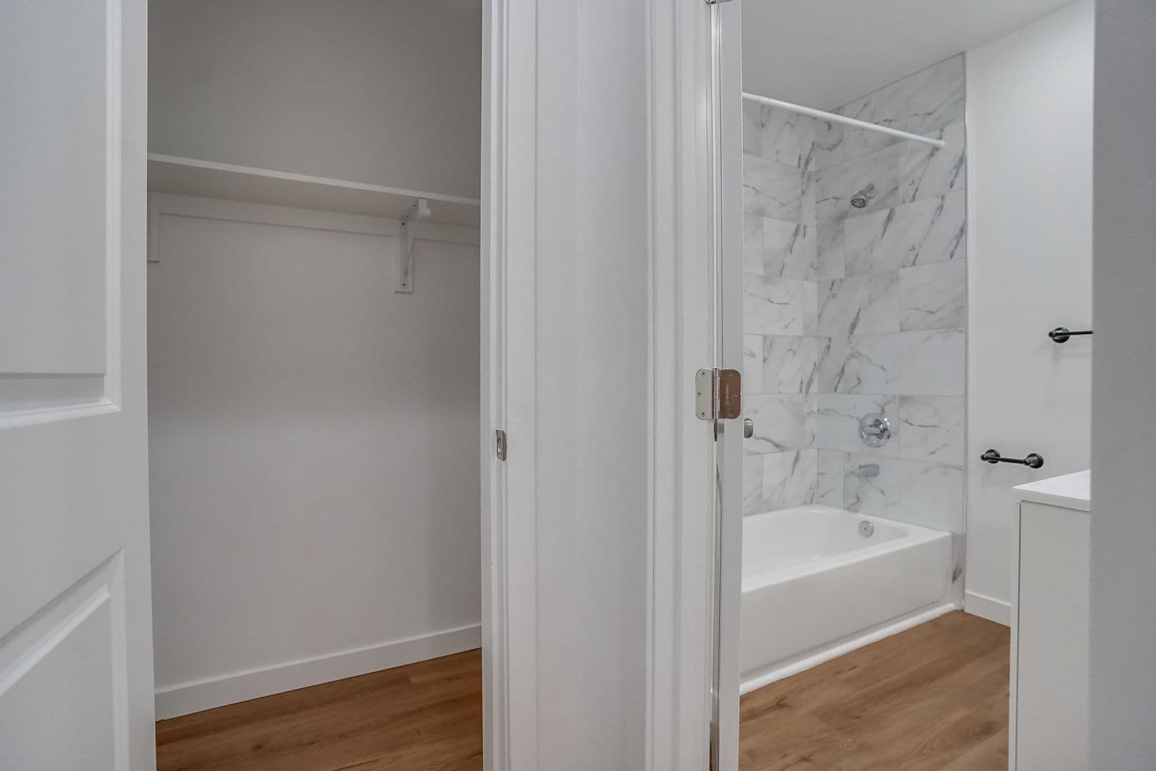 Valley Village Apartment: 12535 Burbank Blvd