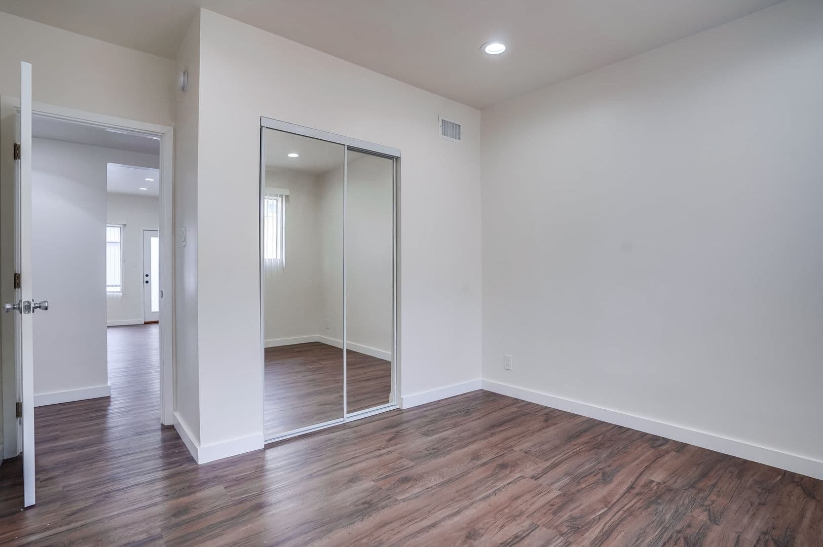 Valley Village Apartment: 5312 - 5320 Corteen Pl