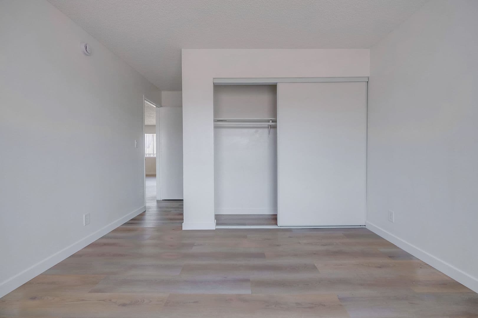 Los Angeles Apartment: 6308 Brynhurst Ave