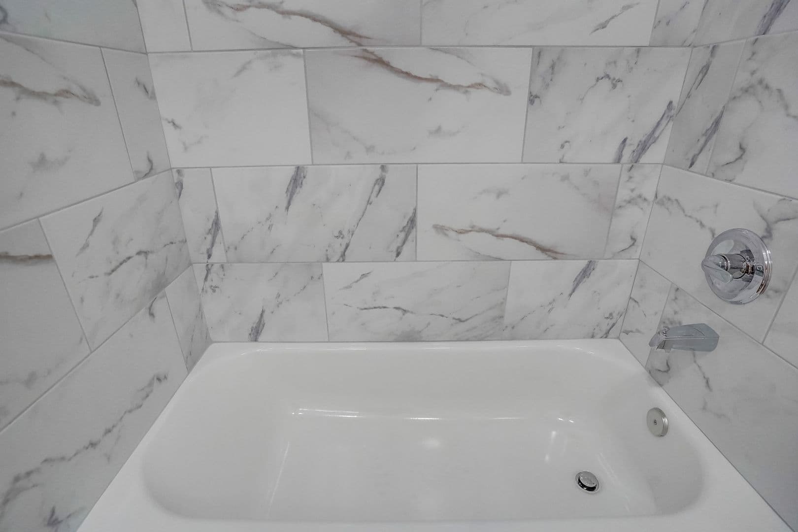 Valley Village Apartment: 12535 Burbank Blvd