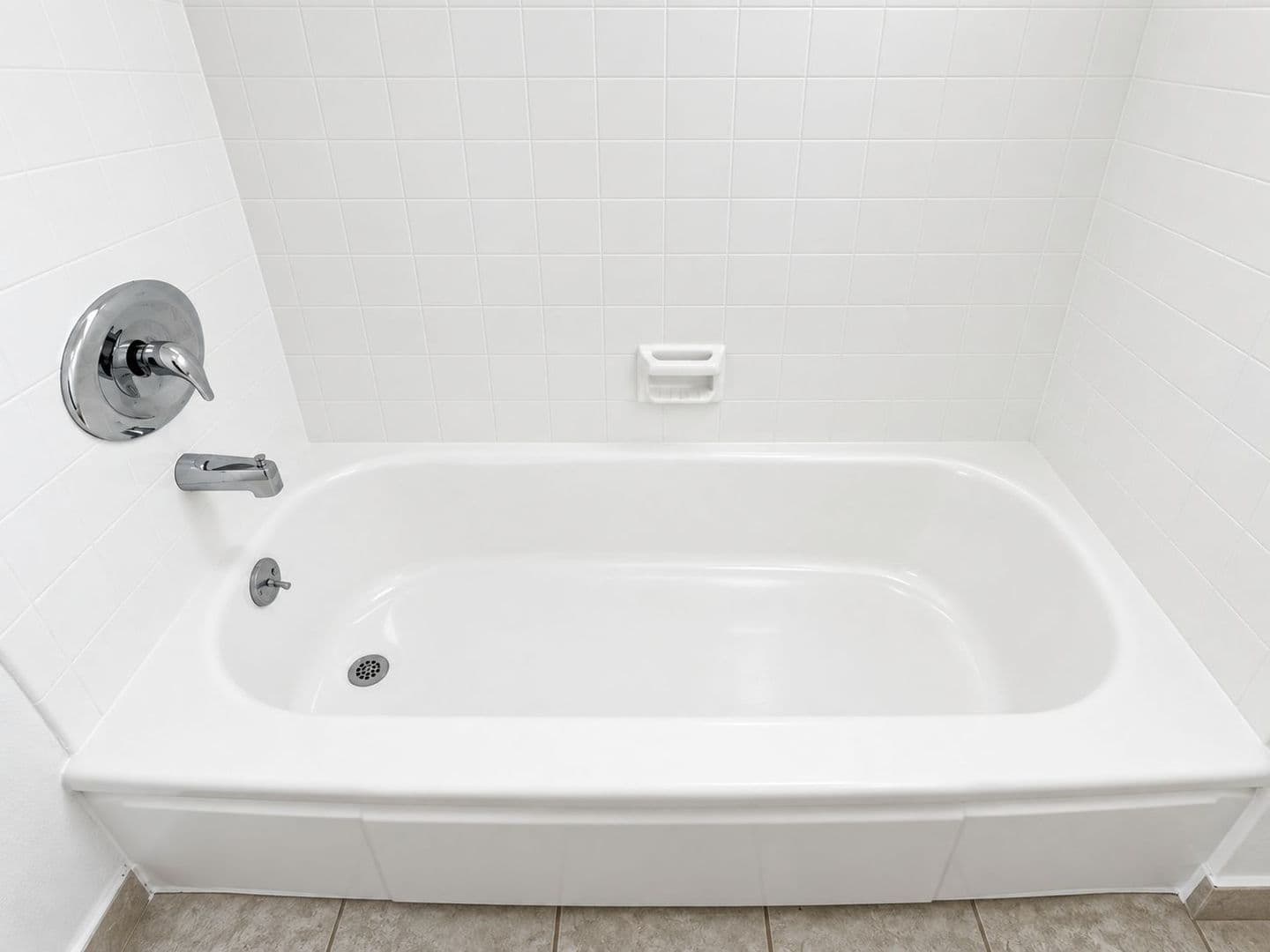 North Hollywood Apartment: 7117 Fulton Ave