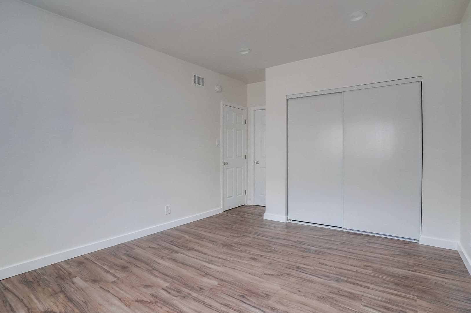 Valley Village Apartment: 5312 - 5320 Corteen Pl