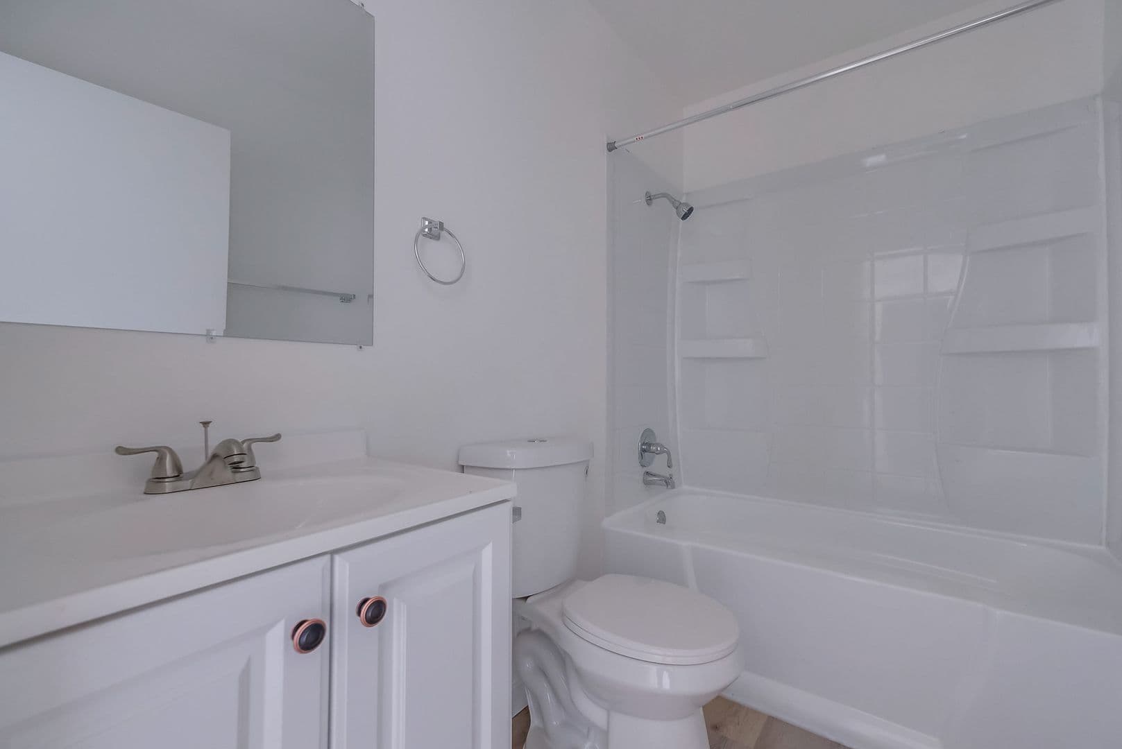 Los Angeles Apartment: 6308 Brynhurst Ave