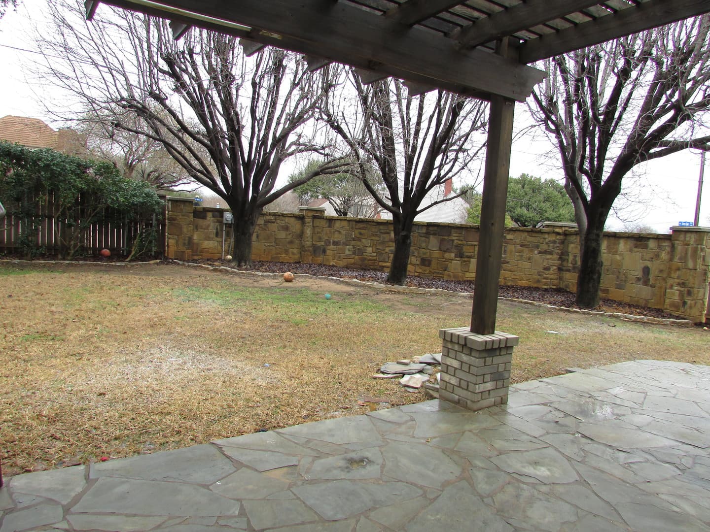 Arlington House: 2639 Cedar View Drive