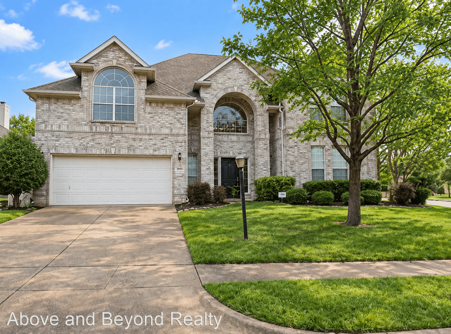 Arlington House: 2639 Cedar View Drive