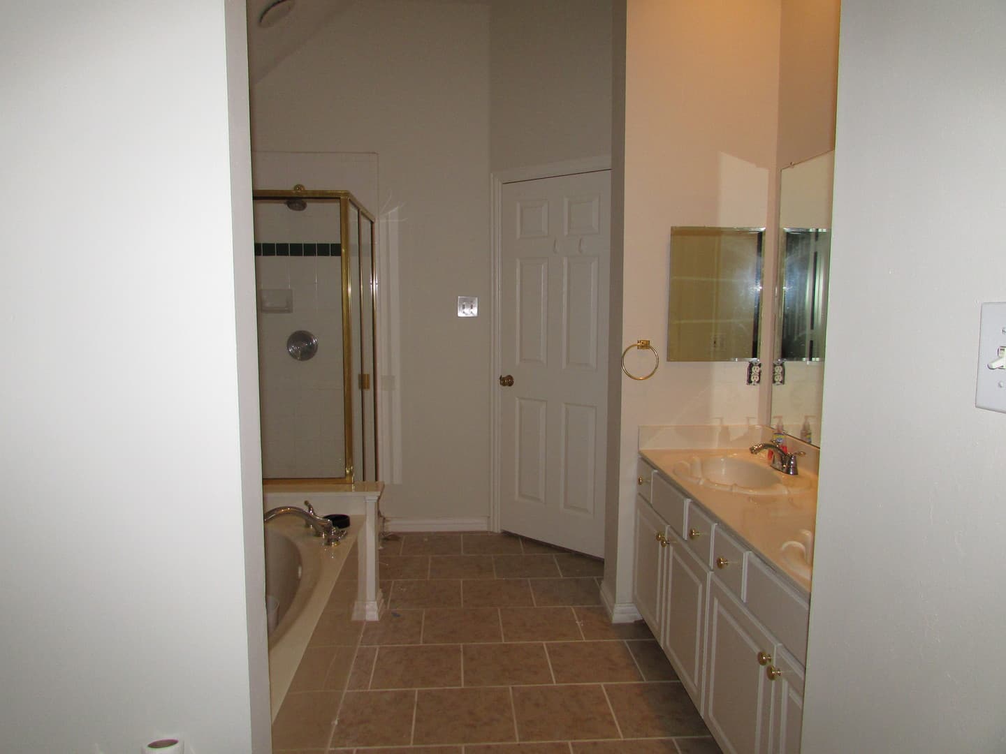 Arlington House: 2639 Cedar View Drive