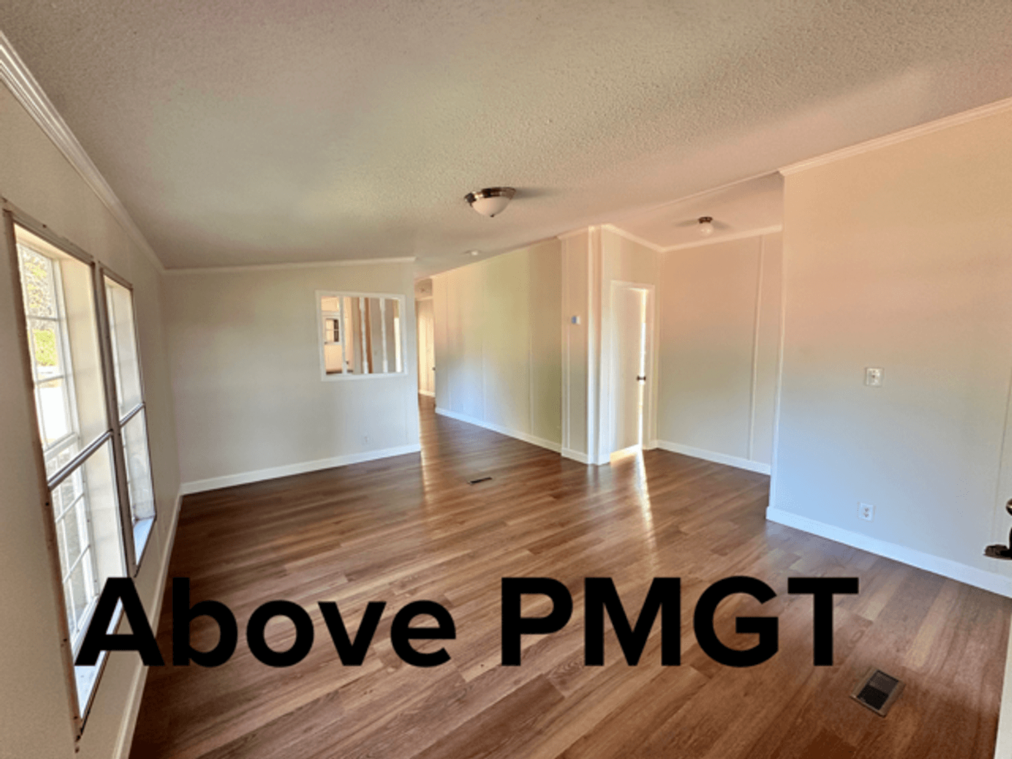 Cross Hill House: 1734 Pineland Shore Circle