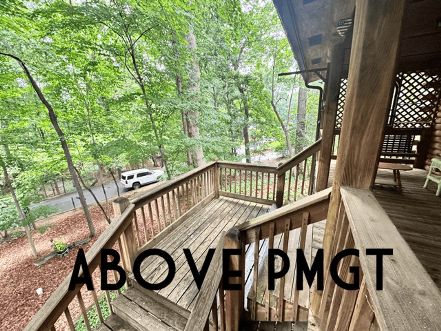Easley House: 126 Lakeshore Dr