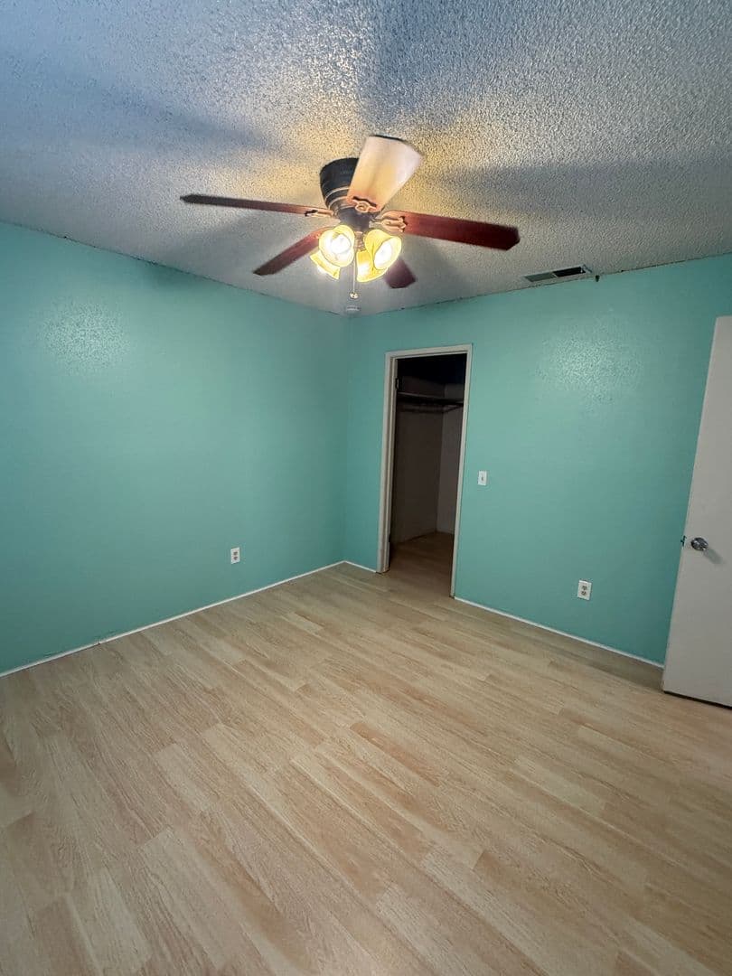 Orland House: 918 Cortina Dr.