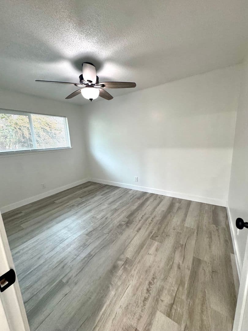 Willows Apartment: 334 N. Sonoma Street