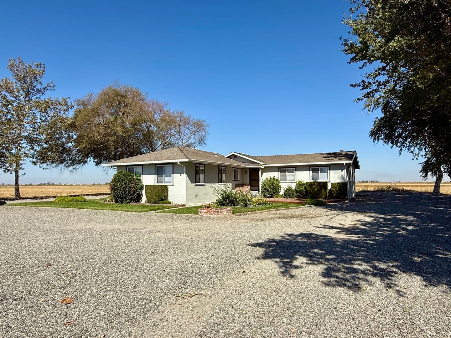 Willows House: 7498 Highway 162