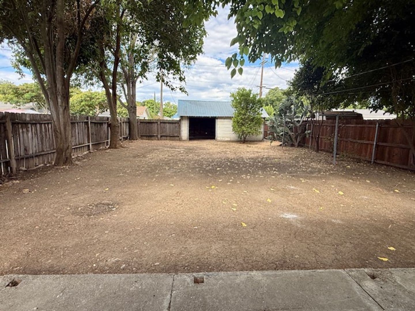 Willows House: 619 N. Plumas Street