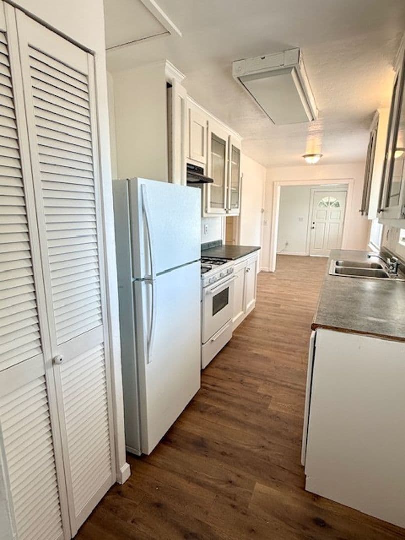 Willows House: 619 N. Plumas Street