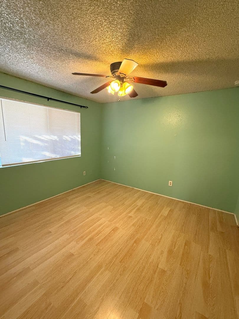 Orland House: 918 Cortina Dr.