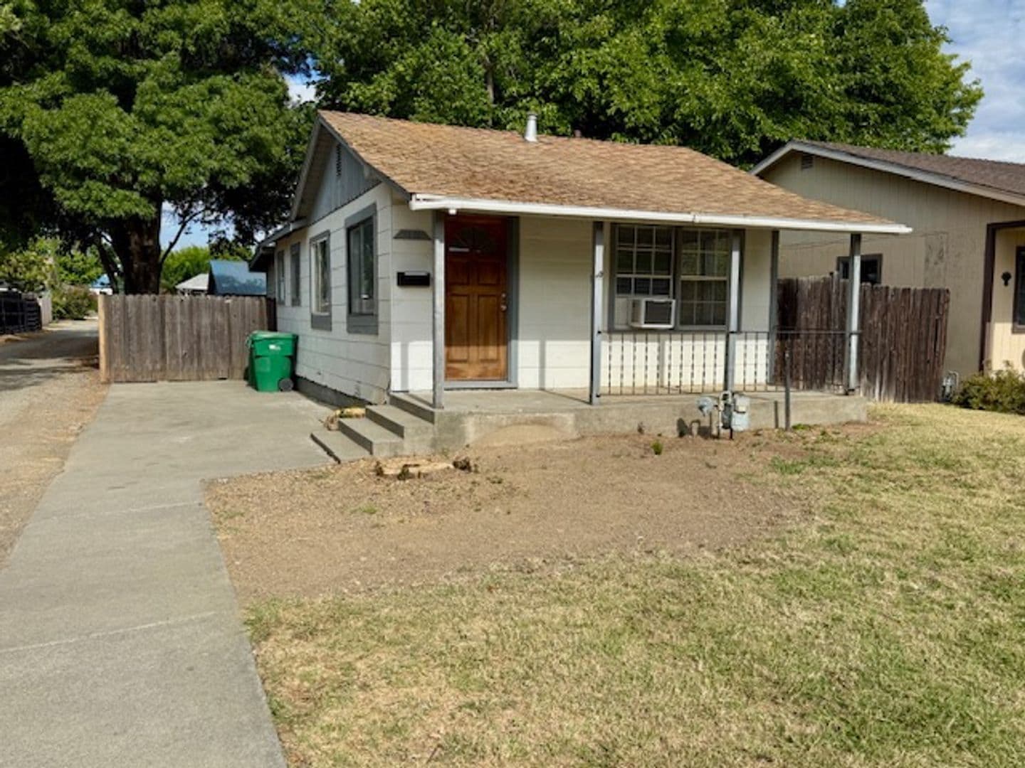 Willows House: 619 N. Plumas Street