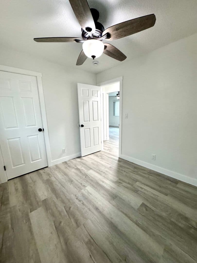 Willows Apartment: 334 N. Sonoma Street