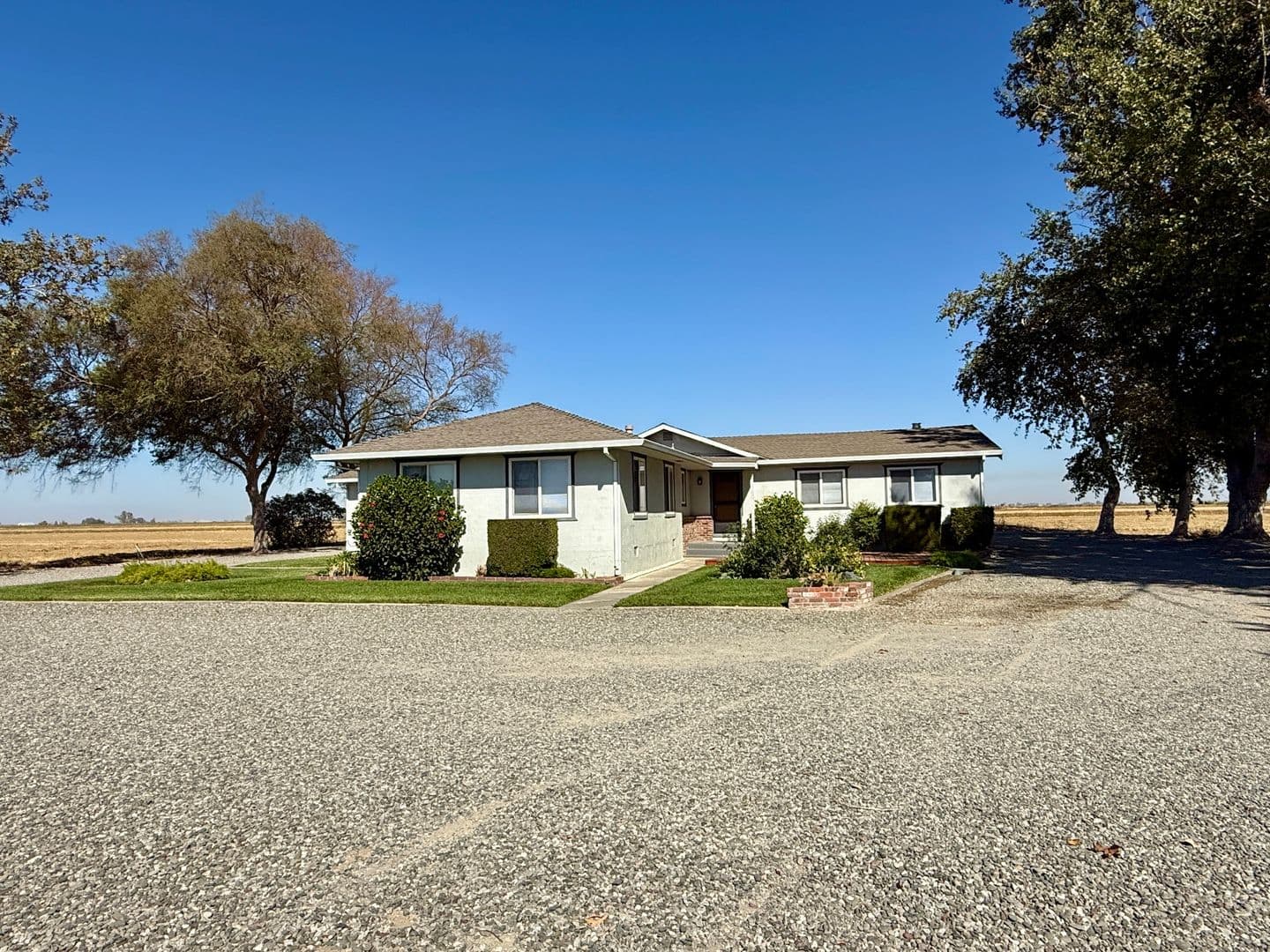 Willows House: 7498 Highway 162