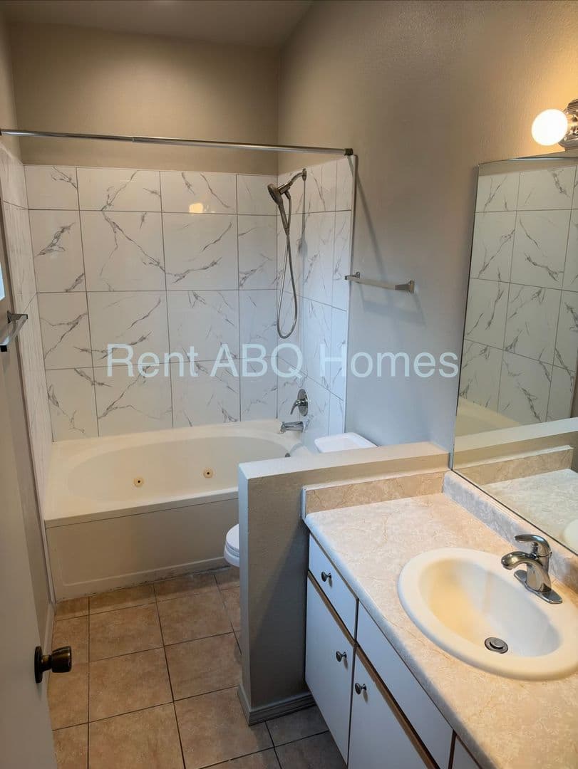 Albuquerque House: 1216 Diamond Pl. SW