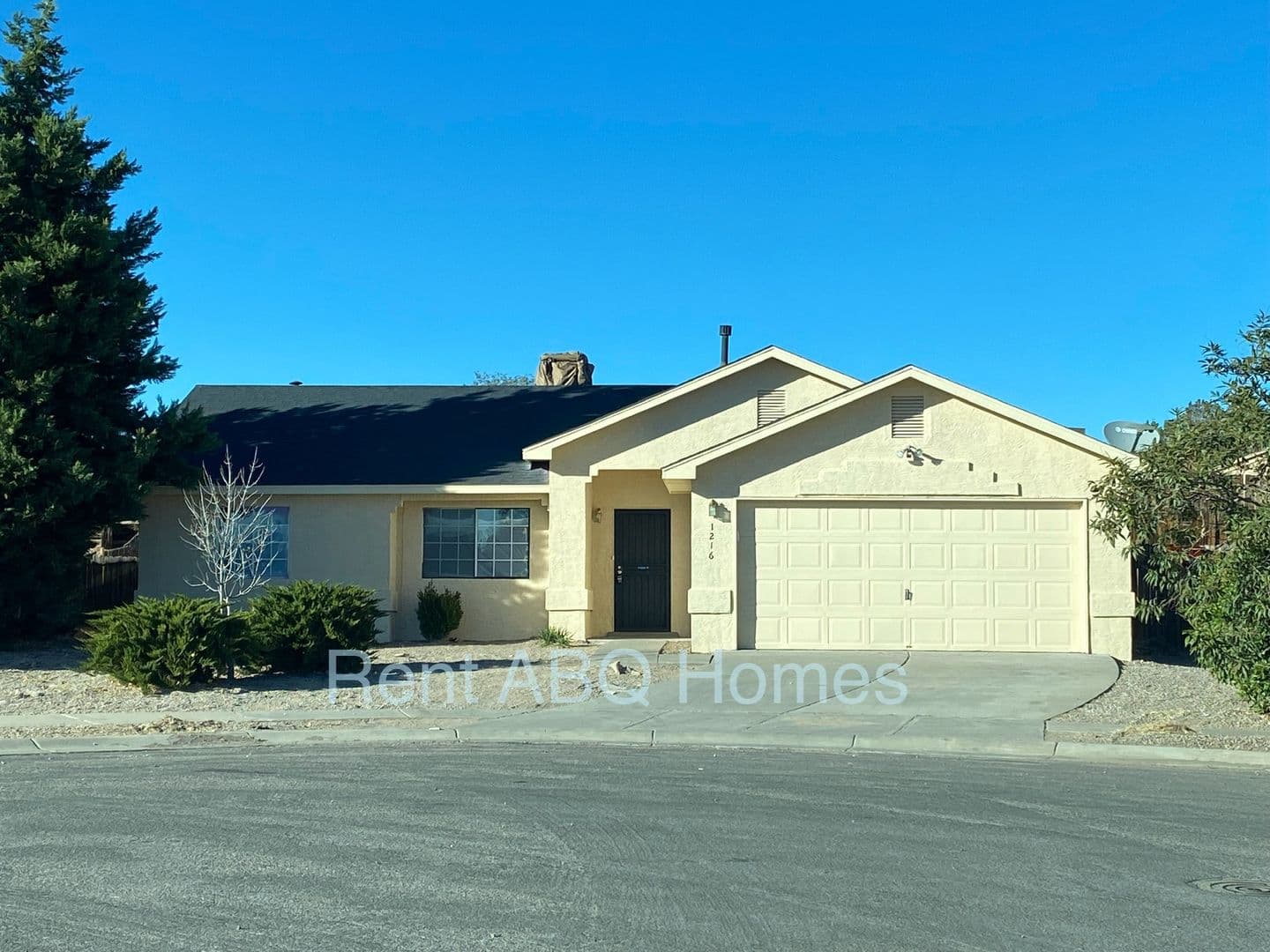 Albuquerque House: 1216 Diamond Pl. SW