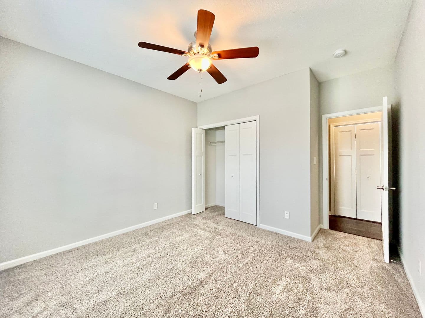 Norfolk House: 8230 Highland Street