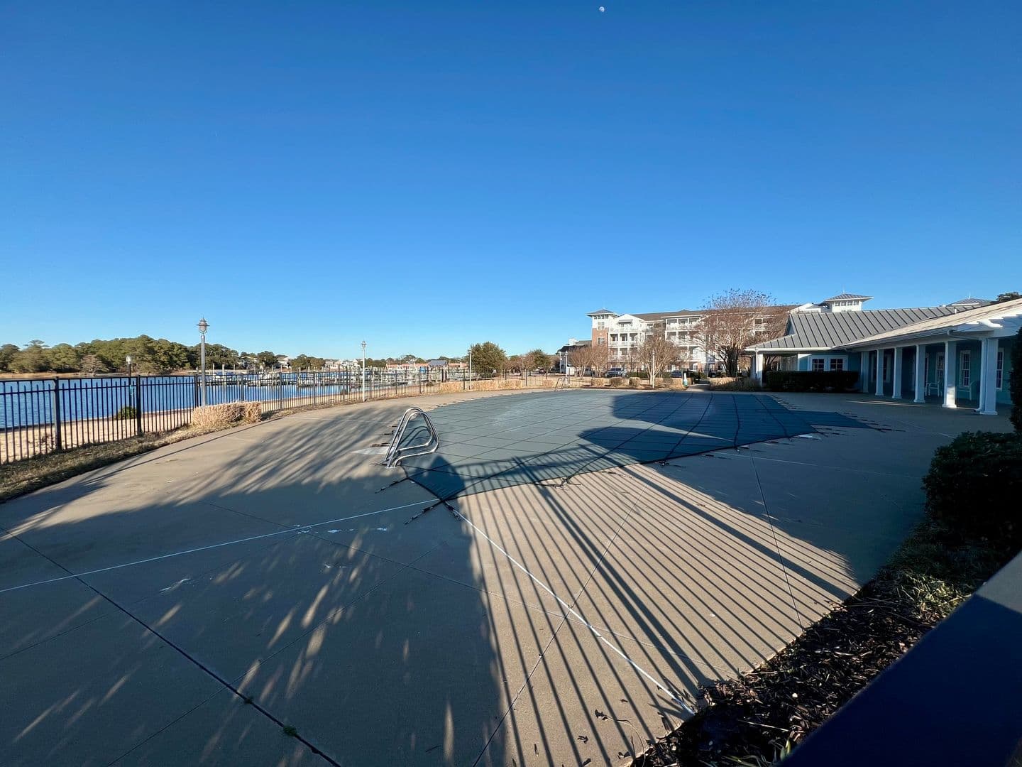 Norfolk House: 8230 Highland Street