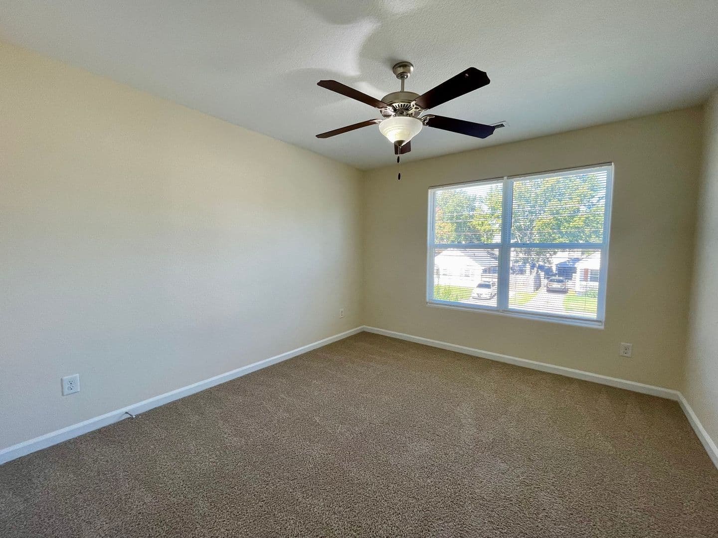 Norfolk House: 4843 Norvella Avenue