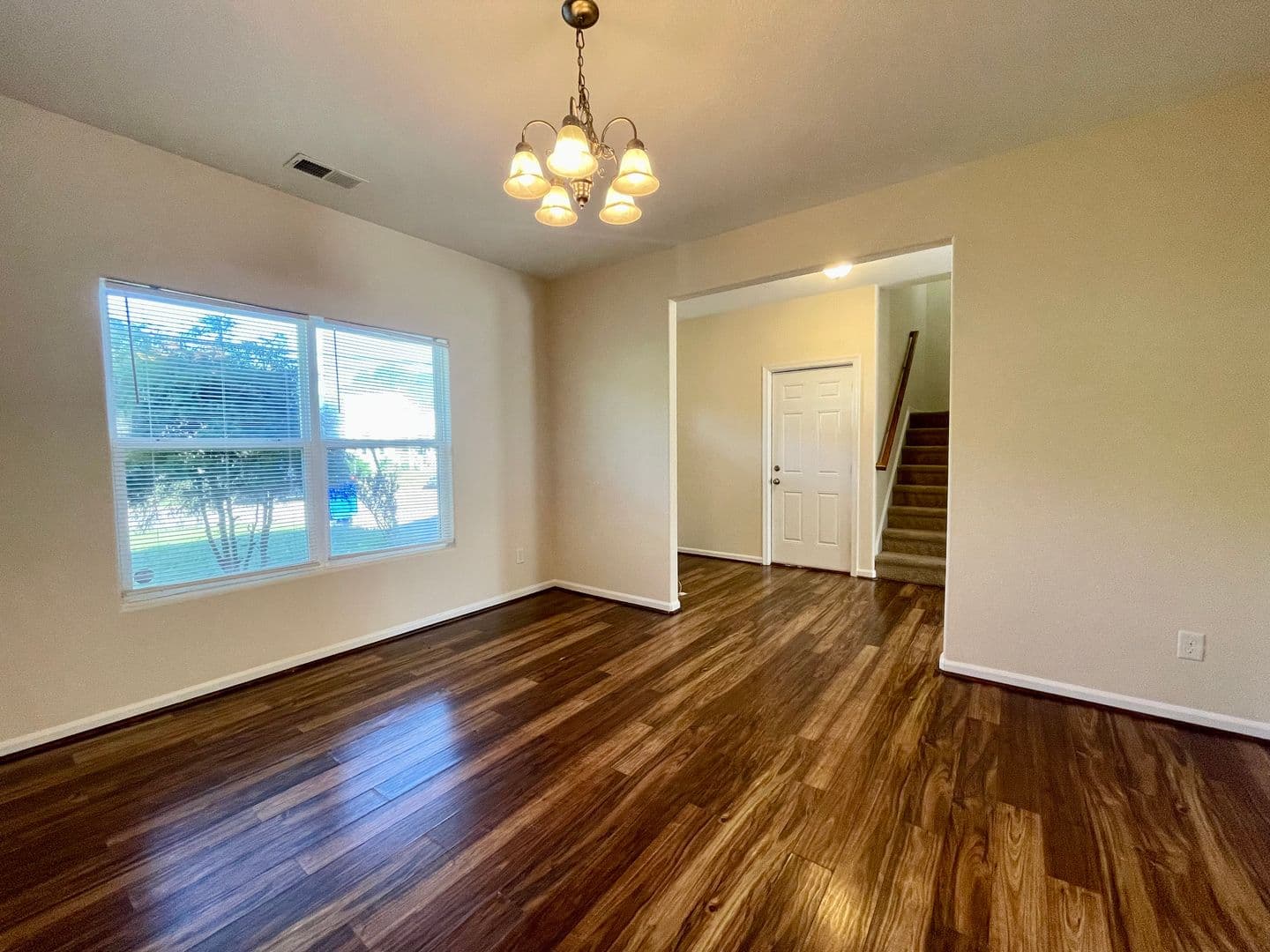 Norfolk House: 4843 Norvella Avenue