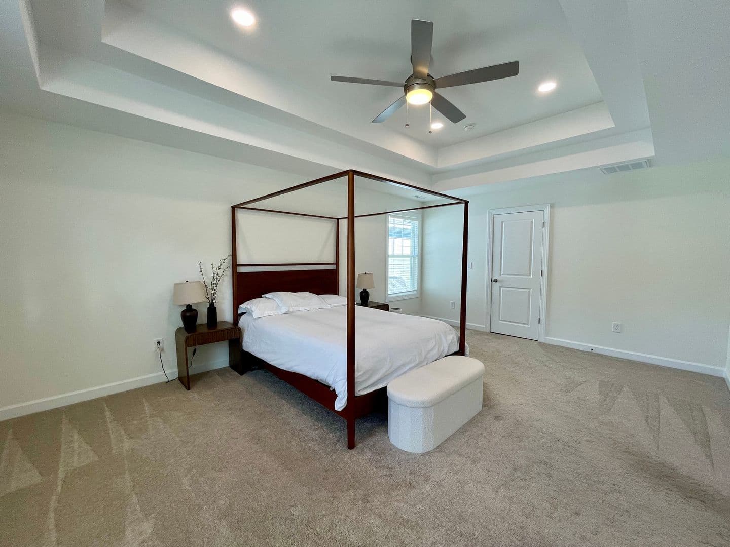 Virginia Beach House: 1349 Narrow Way