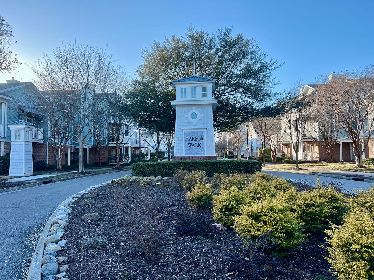 Norfolk House: 8230 Highland Street