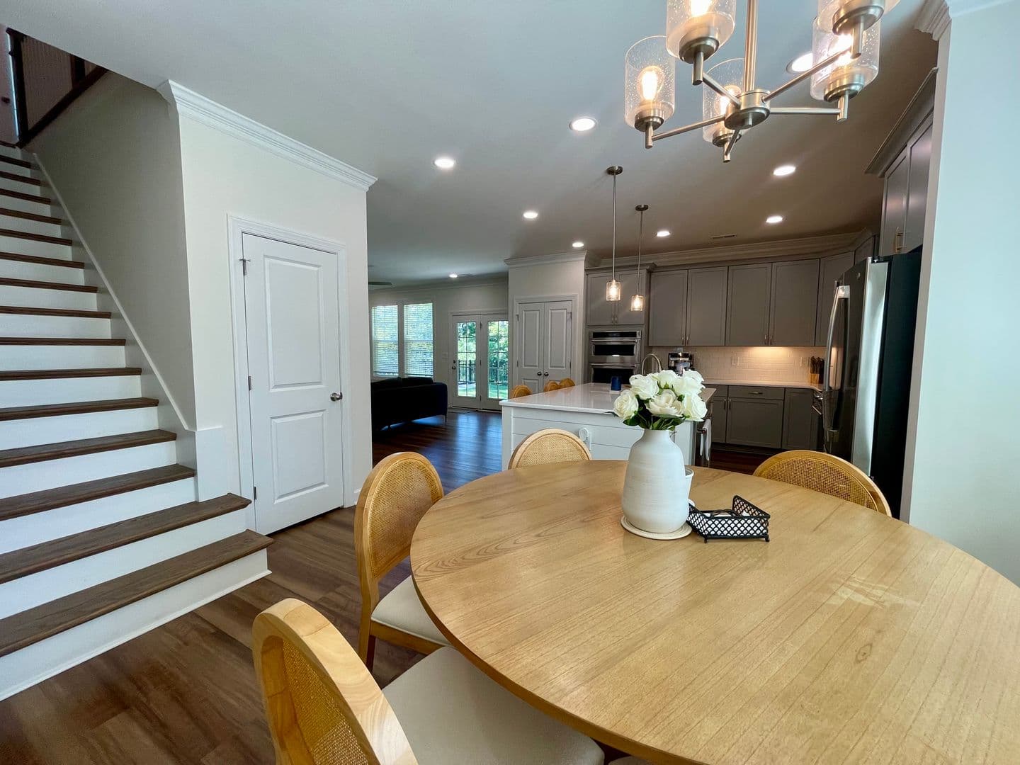 Virginia Beach House: 1349 Narrow Way