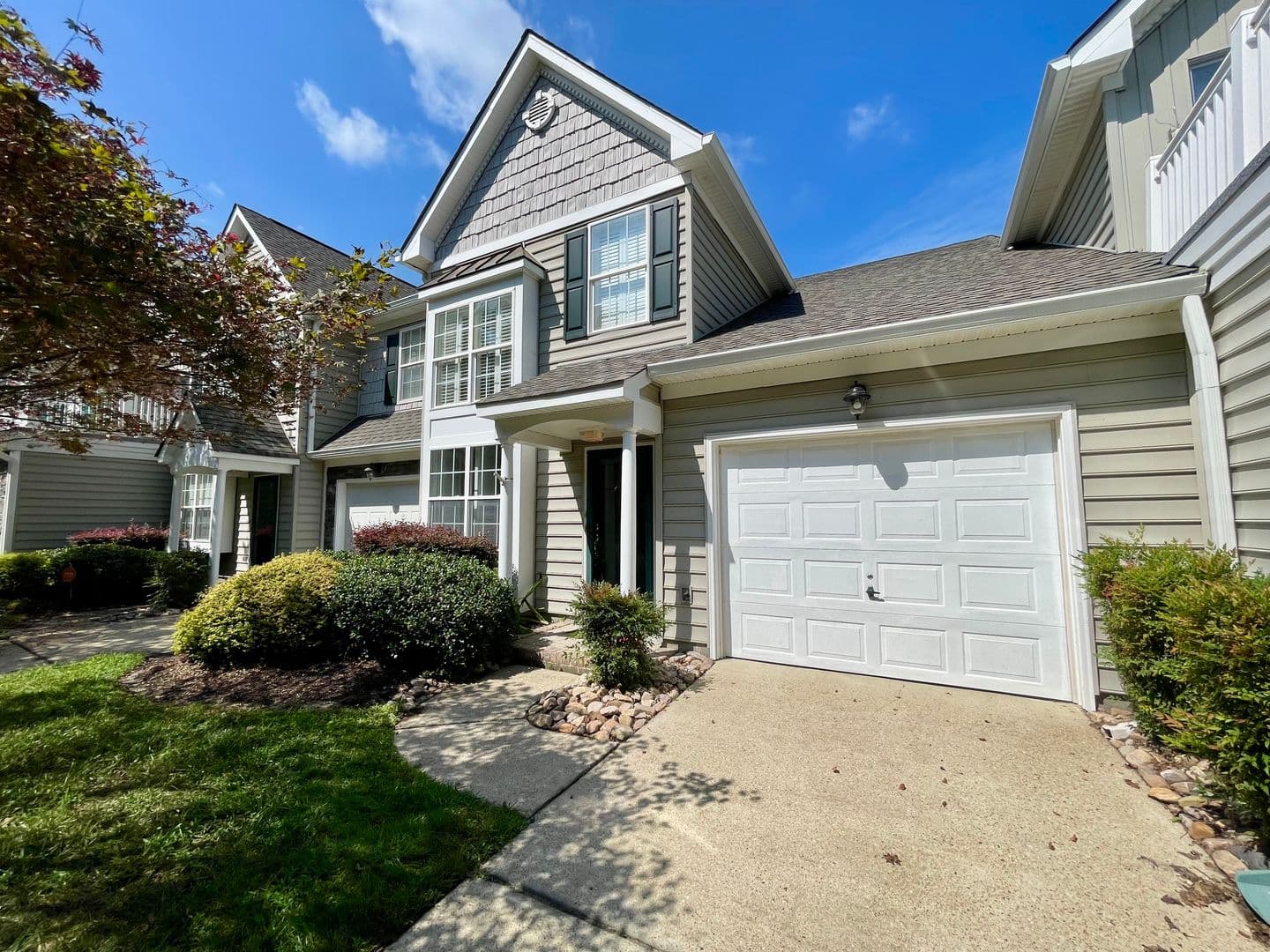 Portsmouth House: 1504 Sawgrass Ln