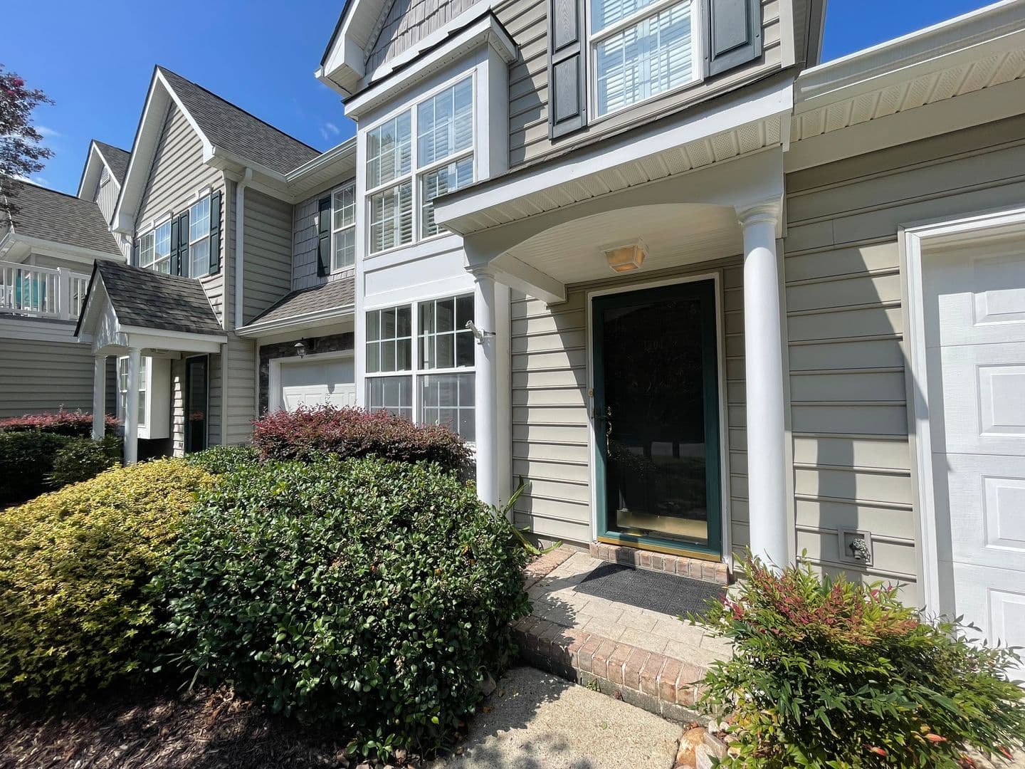 Portsmouth House: 1504 Sawgrass Ln