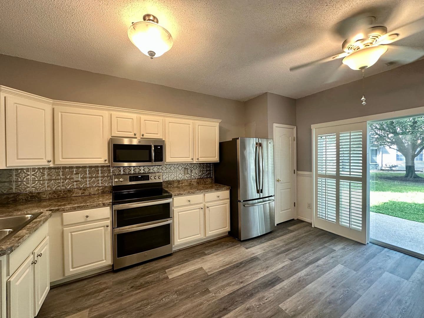 Portsmouth House: 1504 Sawgrass Ln