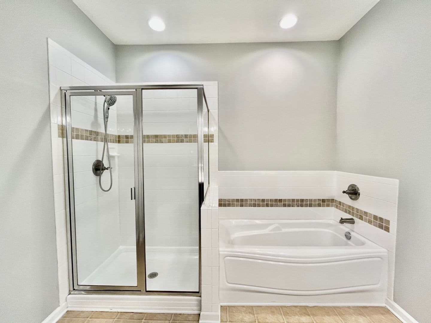 Norfolk House: 8230 Highland Street