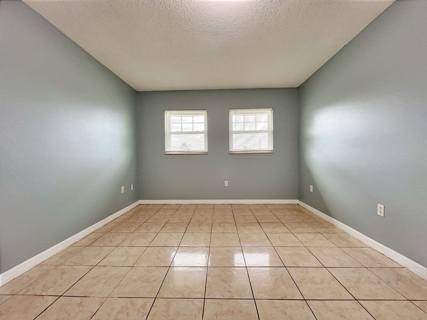 Orlando Condo: 865 Sky Lake Circle Apt. D