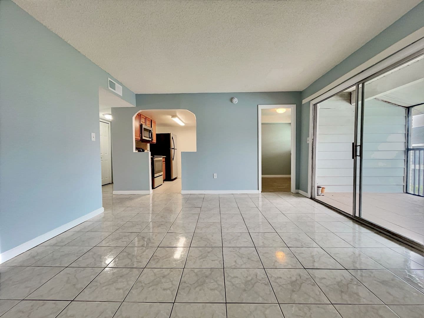 Orlando Condo: 865 Sky Lake Circle Apt. D