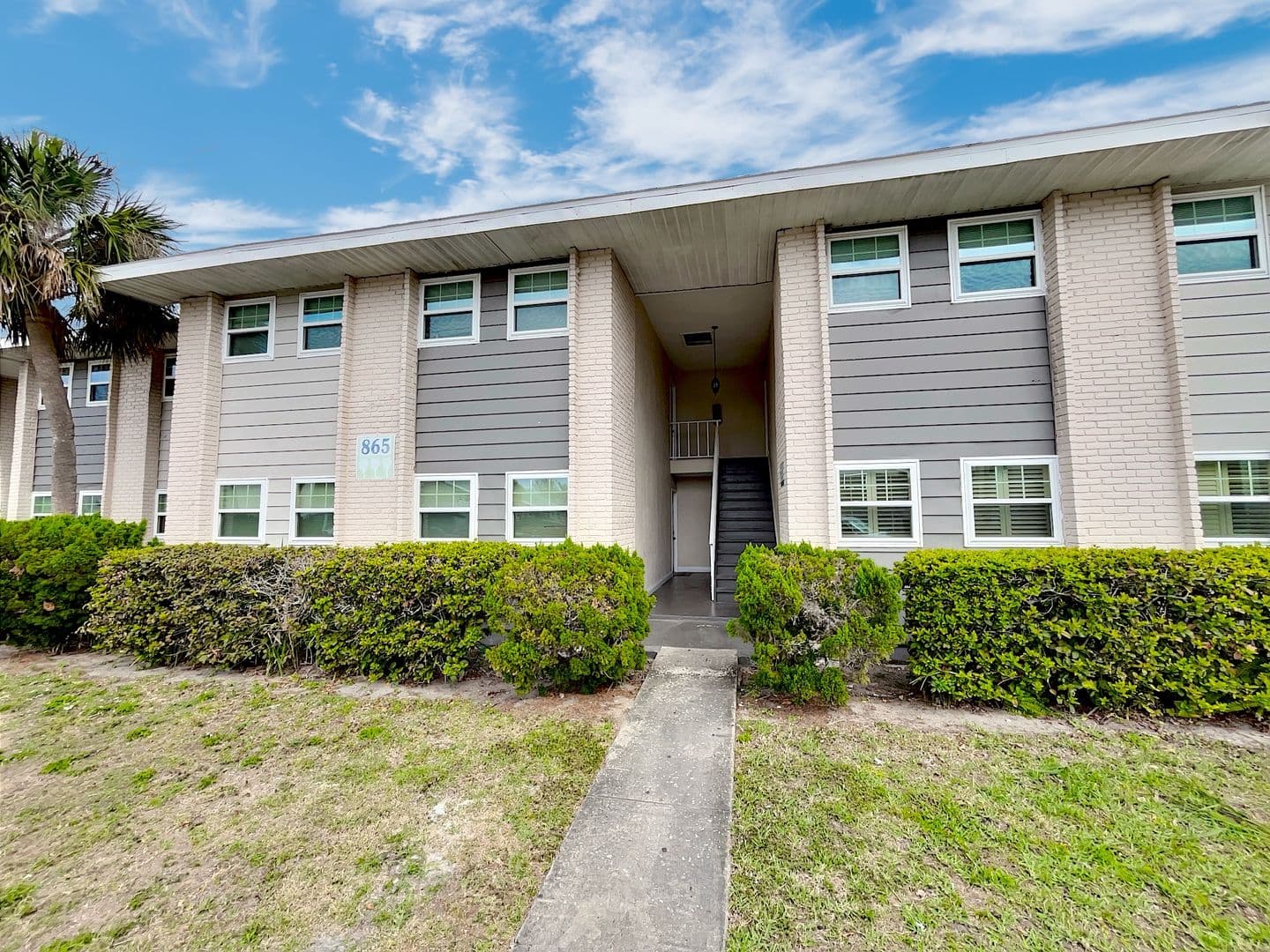 Orlando Condo: 865 Sky Lake Circle Apt. D