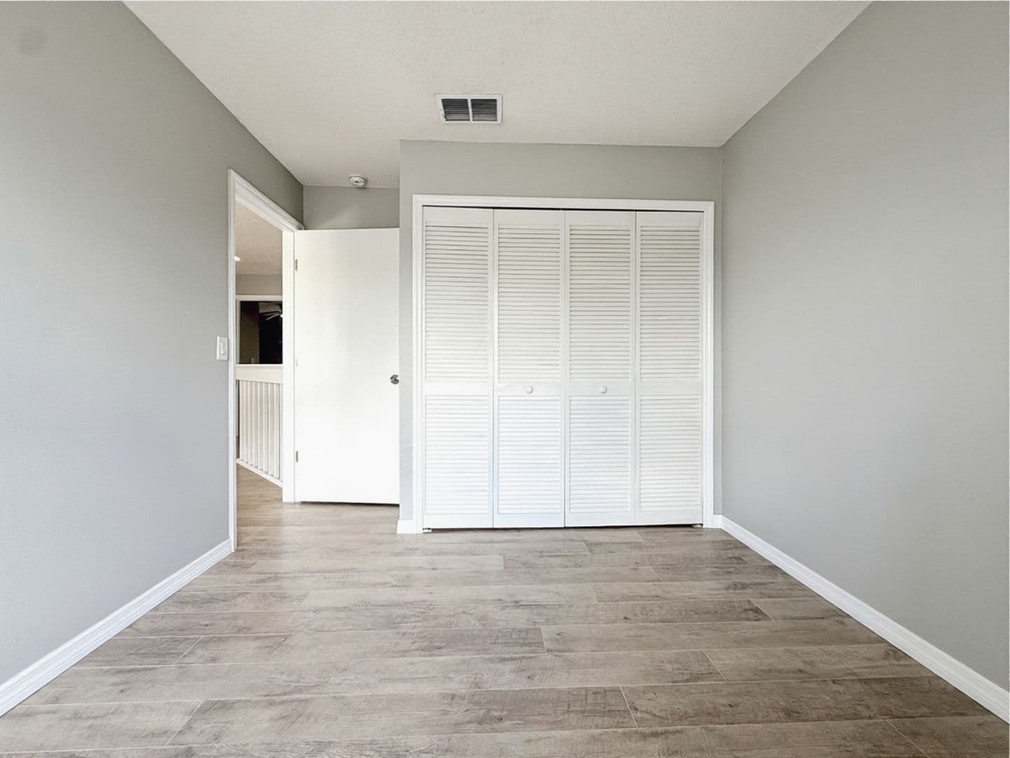 Orlando House: 13180 Summerton Avenue