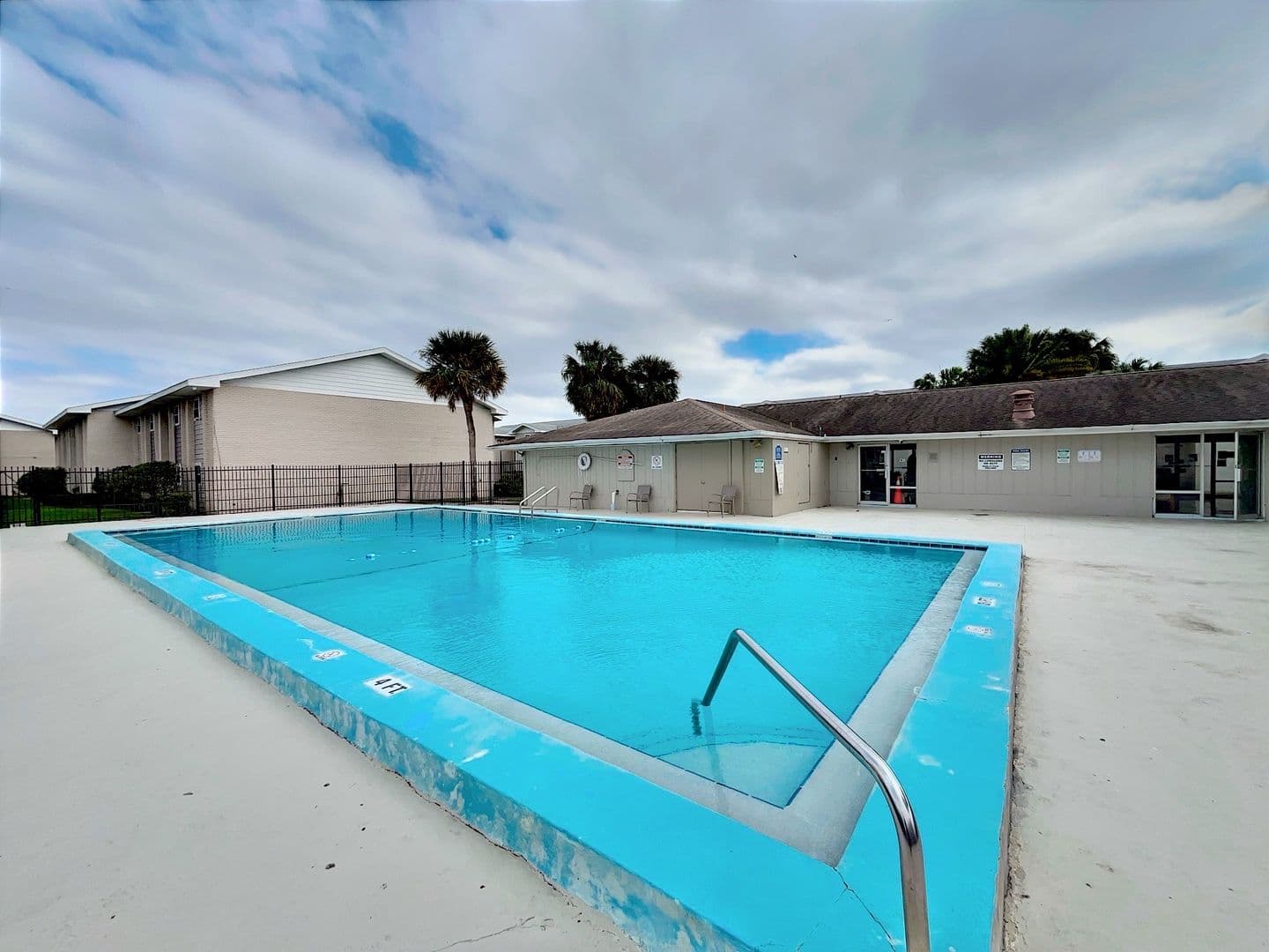 Orlando Condo: 865 Sky Lake Circle Apt. D