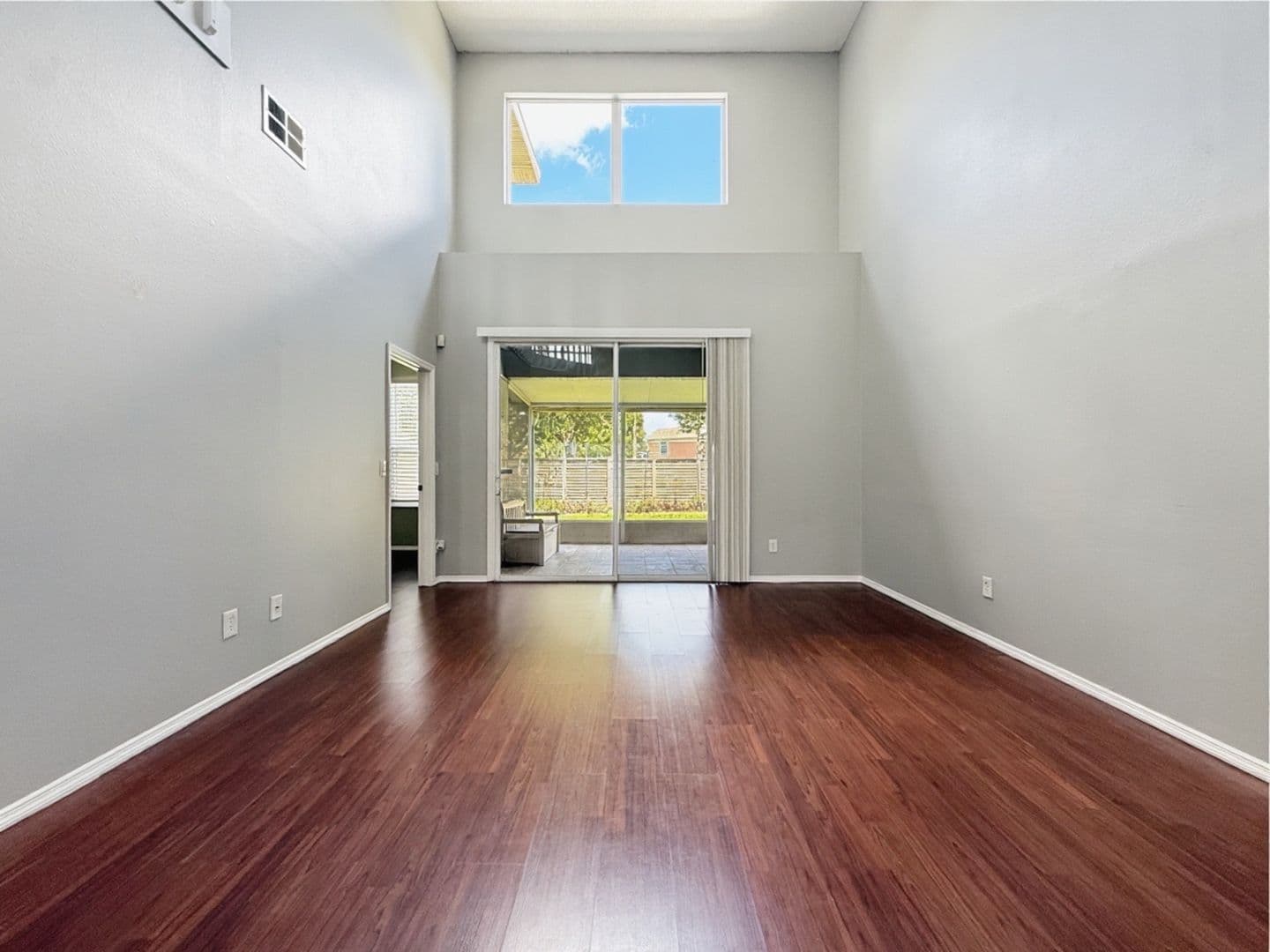 Orlando House: 13180 Summerton Avenue