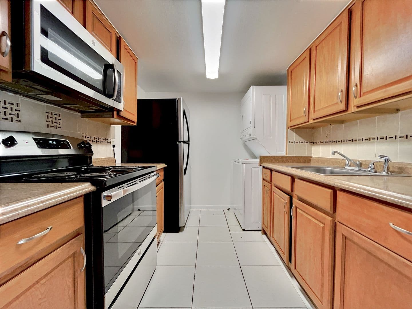 Orlando Condo: 865 Sky Lake Circle Apt. D