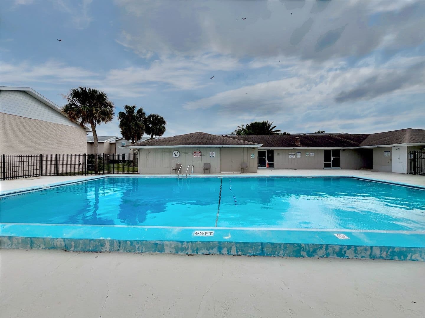Orlando Condo: 865 Sky Lake Circle Apt. D