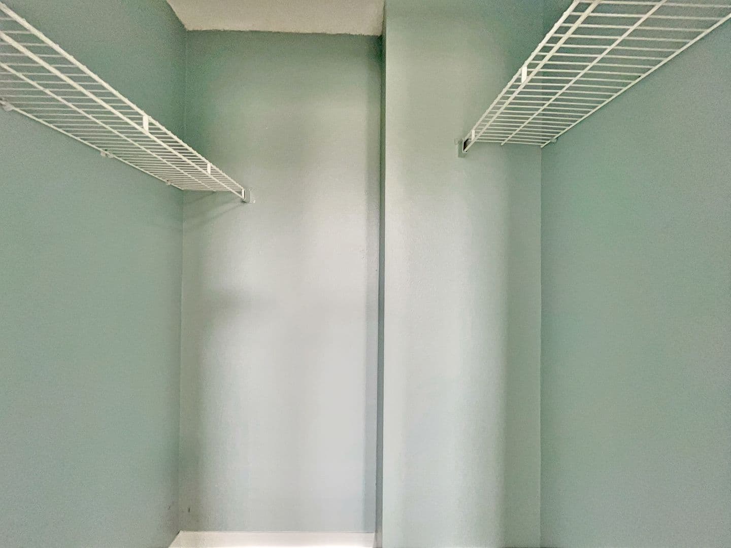 Orlando Condo: 865 Sky Lake Circle Apt. D