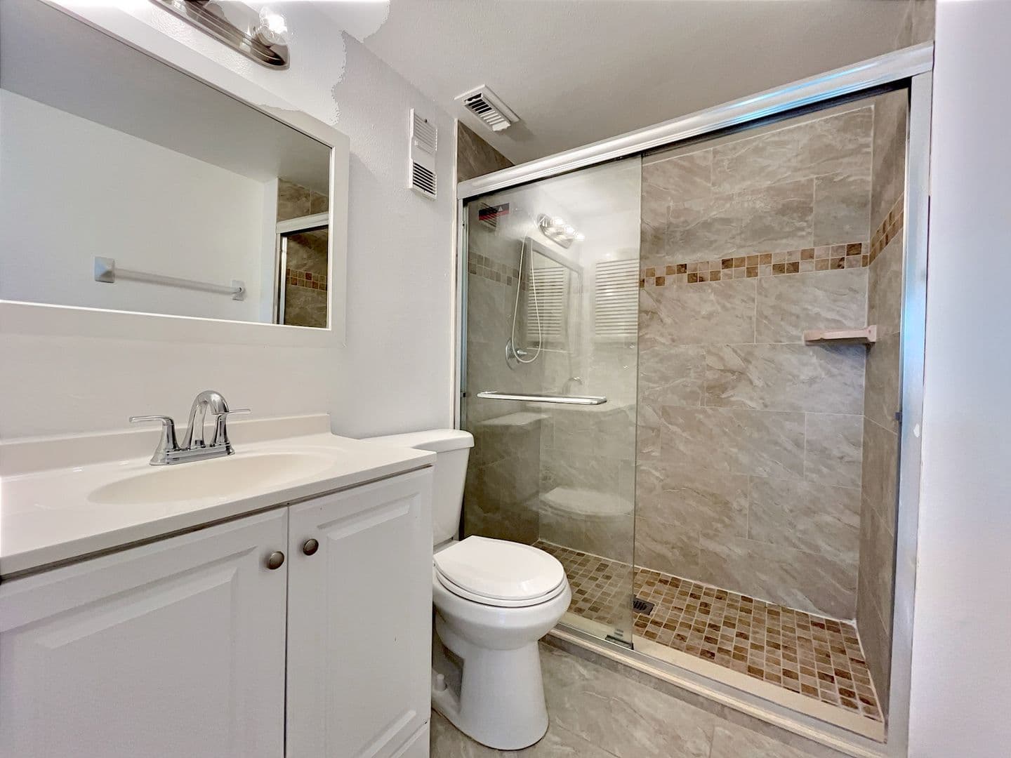 Orlando Condo: 865 Sky Lake Circle Apt. D