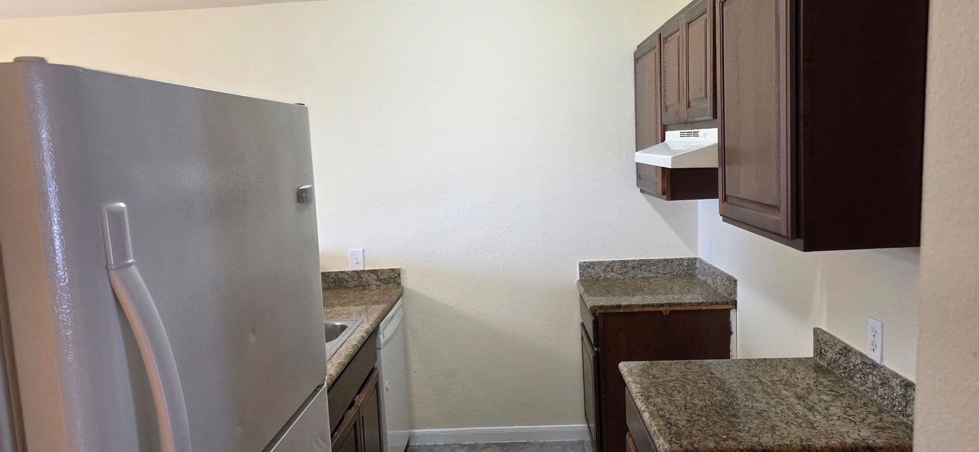 Jamaica Beach Apartment: 16506 Blackbeard Rd