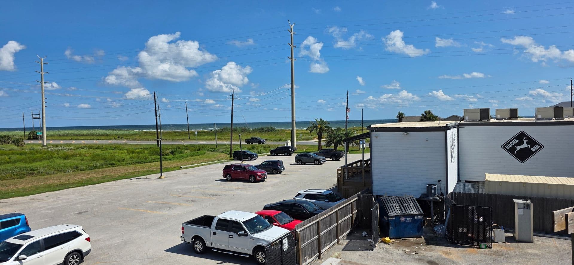 Jamaica Beach Apartment: 16506 Blackbeard Rd