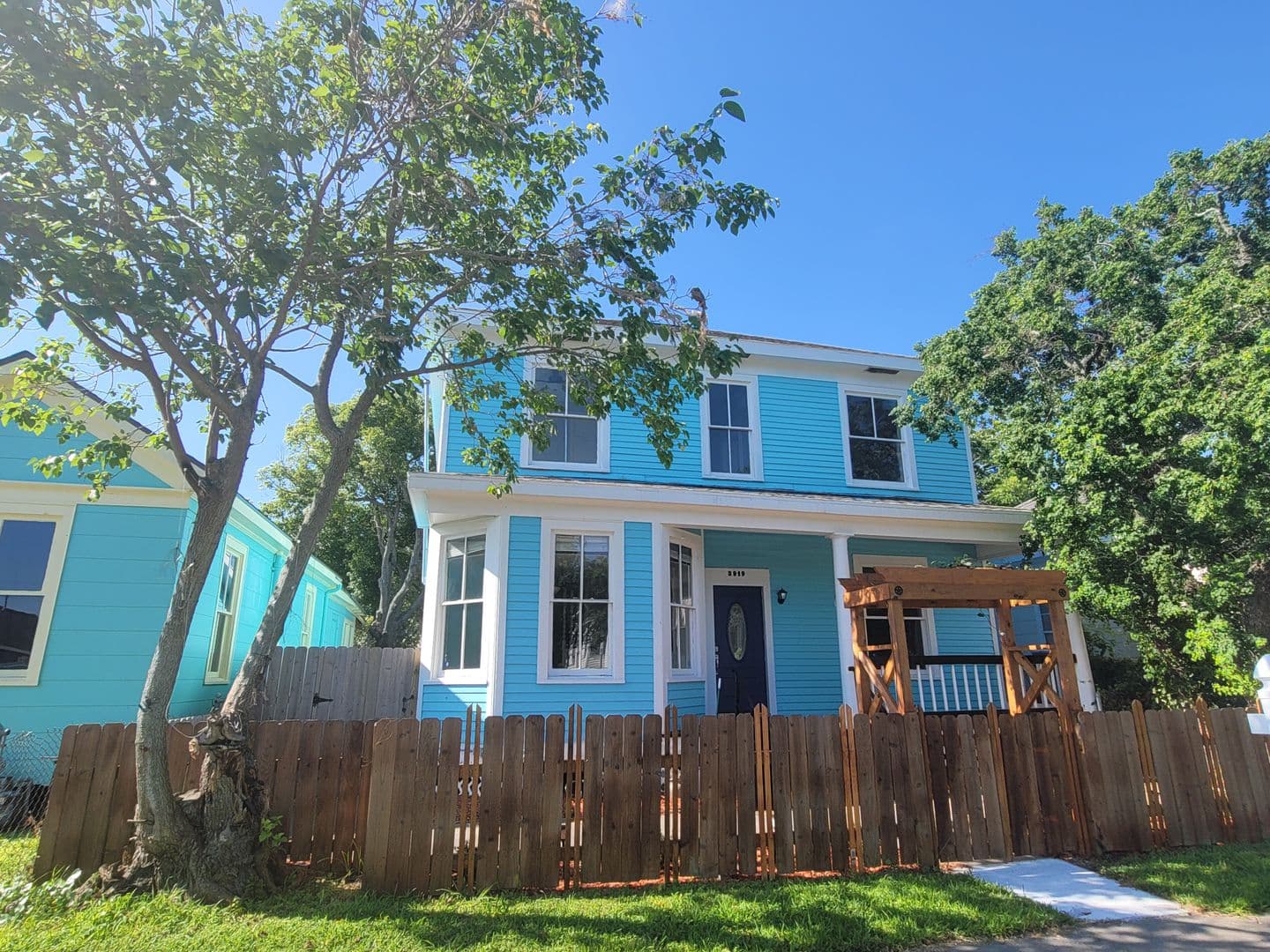 Galveston House: 3919 ave O