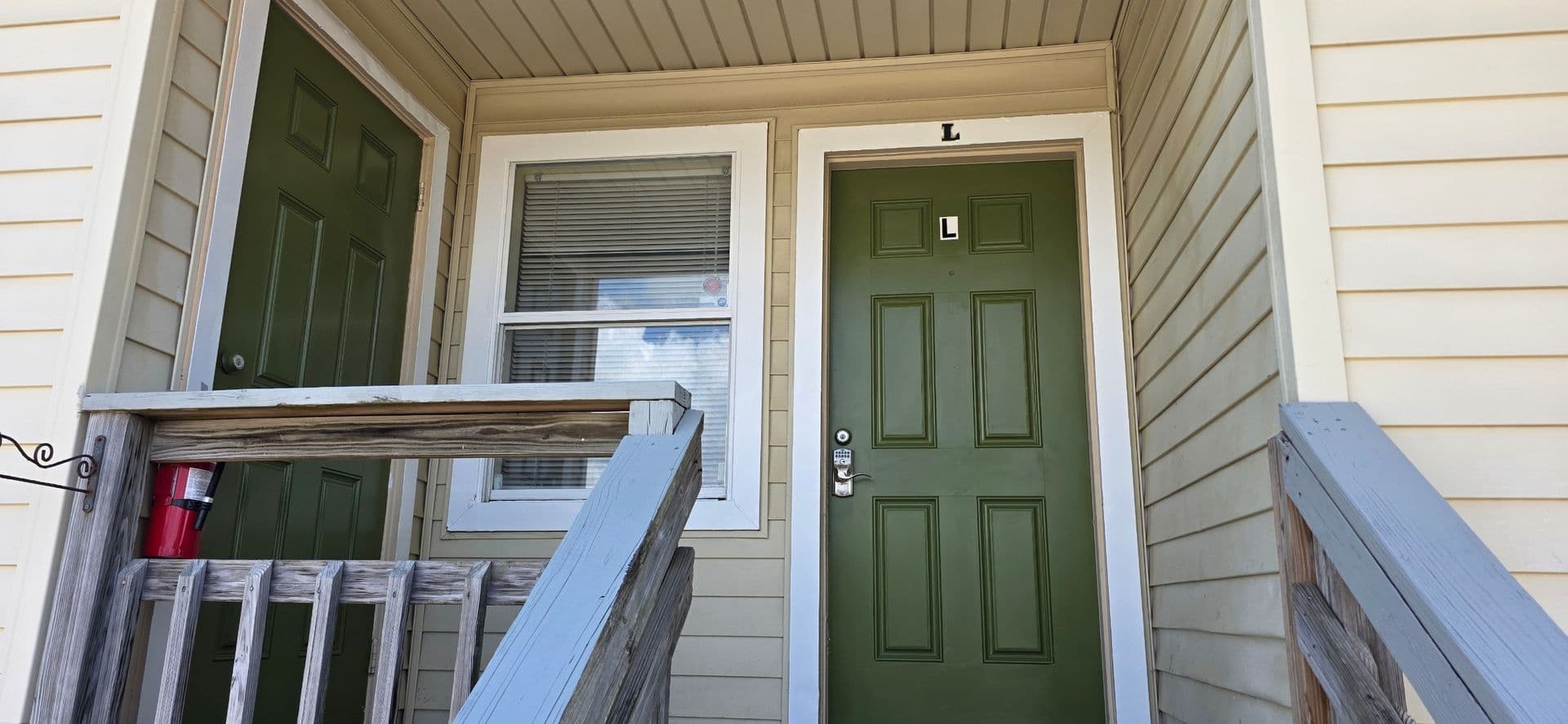Jamaica Beach Apartment: 16506 Blackbeard Rd