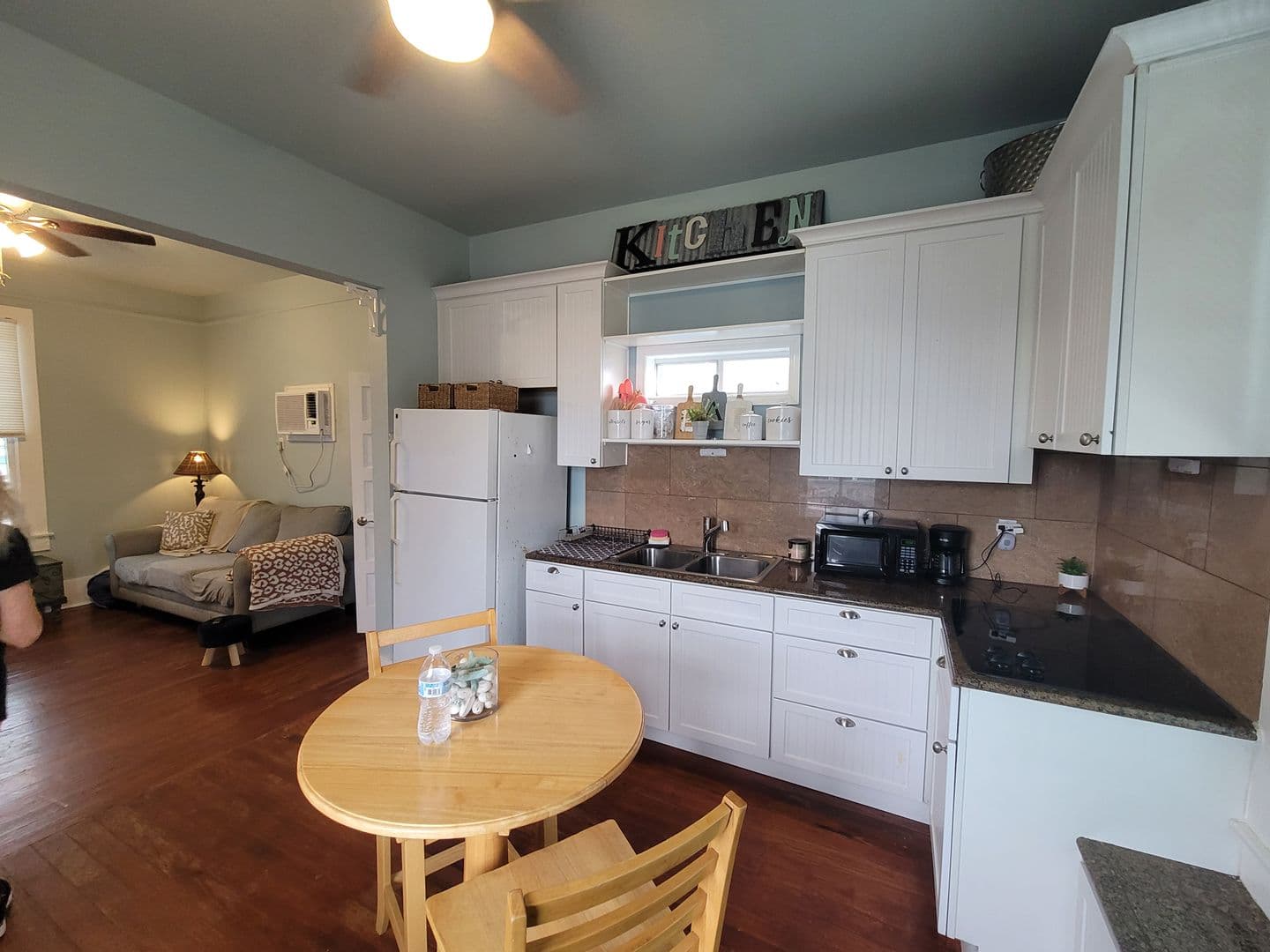 Galveston Apartment: 1623 Avenue N 1/2