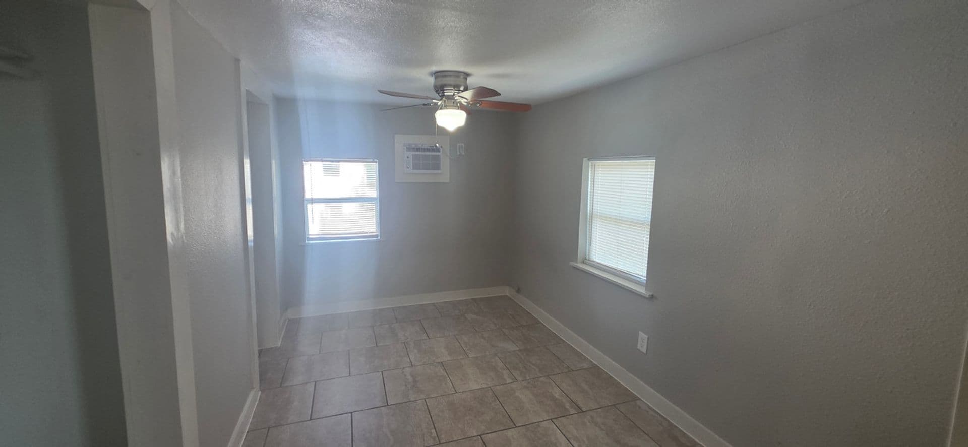 Galveston Apartment: 712 40th Street up